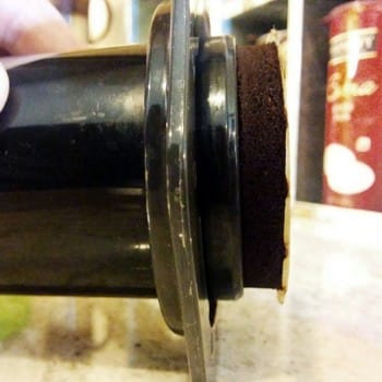 aeropress coffee grind puck